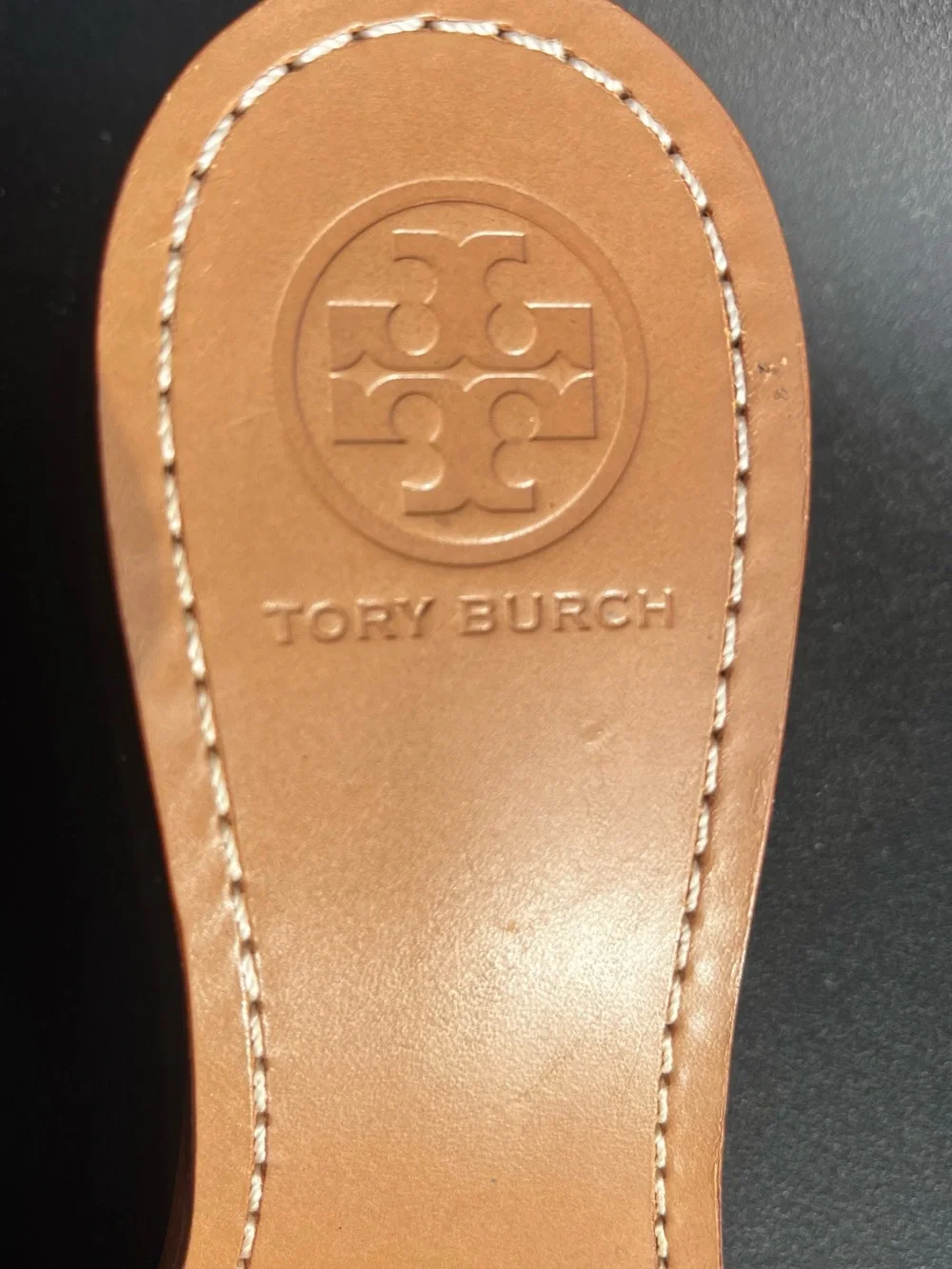 Tory Burch Patti White Patent Leather Kitten Heel Y2K Sandals Size 7